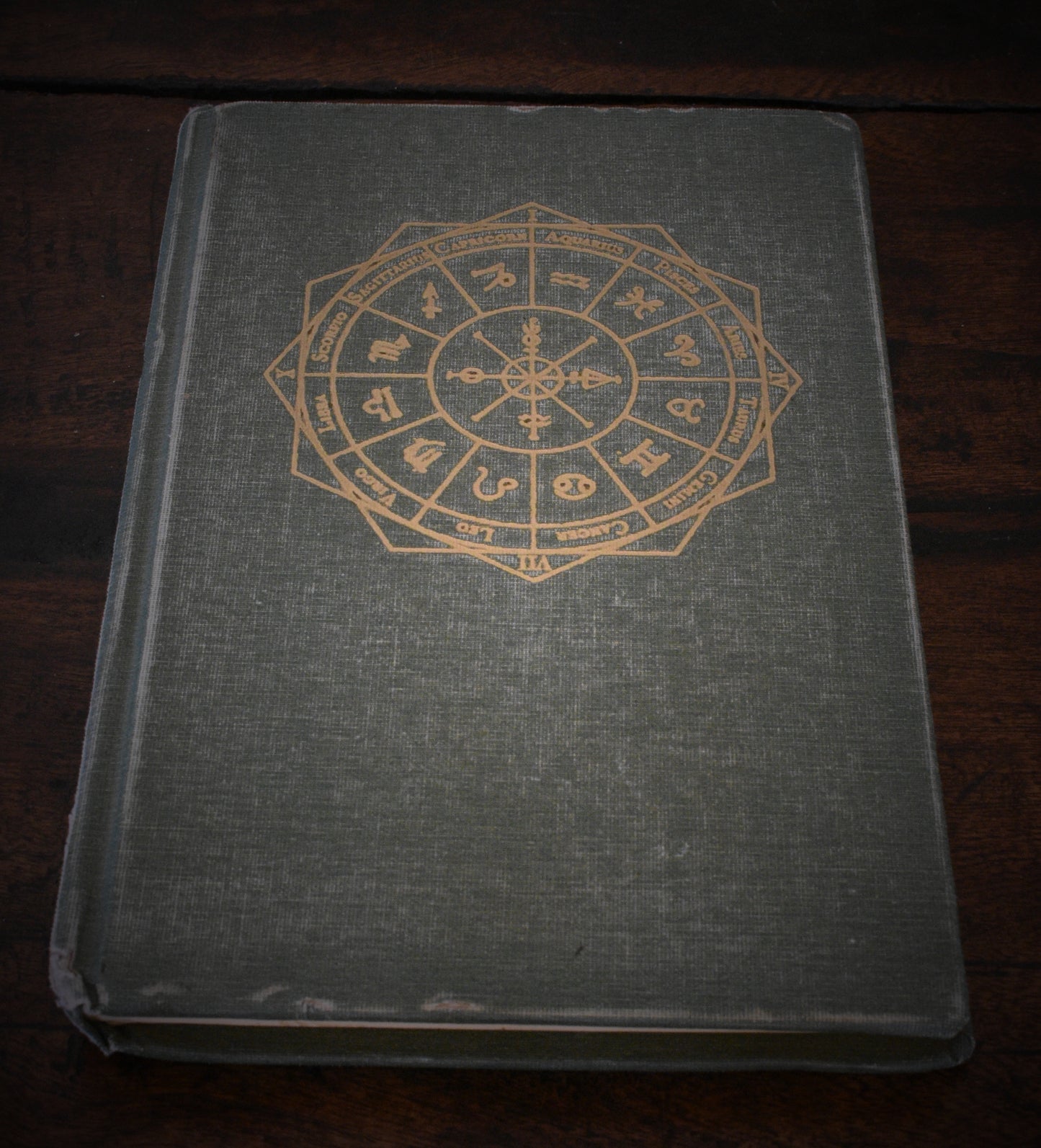 Hermetica: The Wheel of Twelve